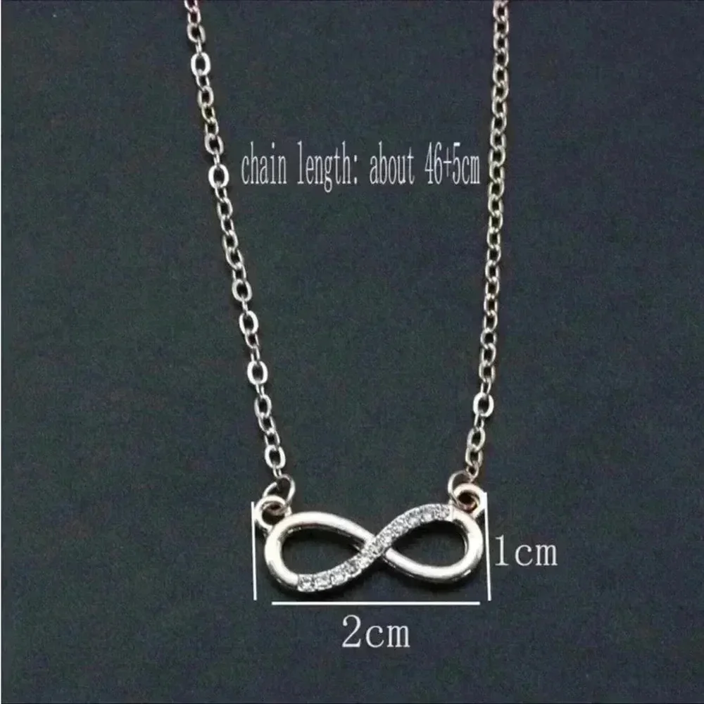 ⚠️Clearance Rose Gold Infinity Pendant Necklace - Picture 3 of 5